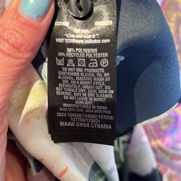 TED BAKER Cynaria black floral silk-like camisole size small - Picture 7 of 9